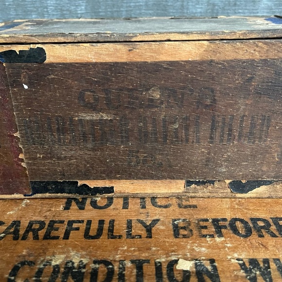 Antique c1915 Queens Trimmed Nailed Guaranteed Havana Filled 5 Cent Cigar Box - Picture 10 of 11